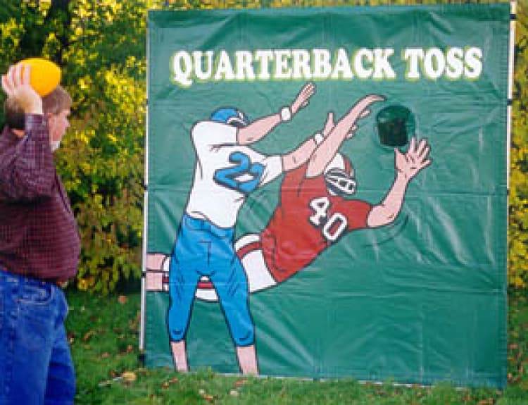 Quarterback Toss Non-Electronic